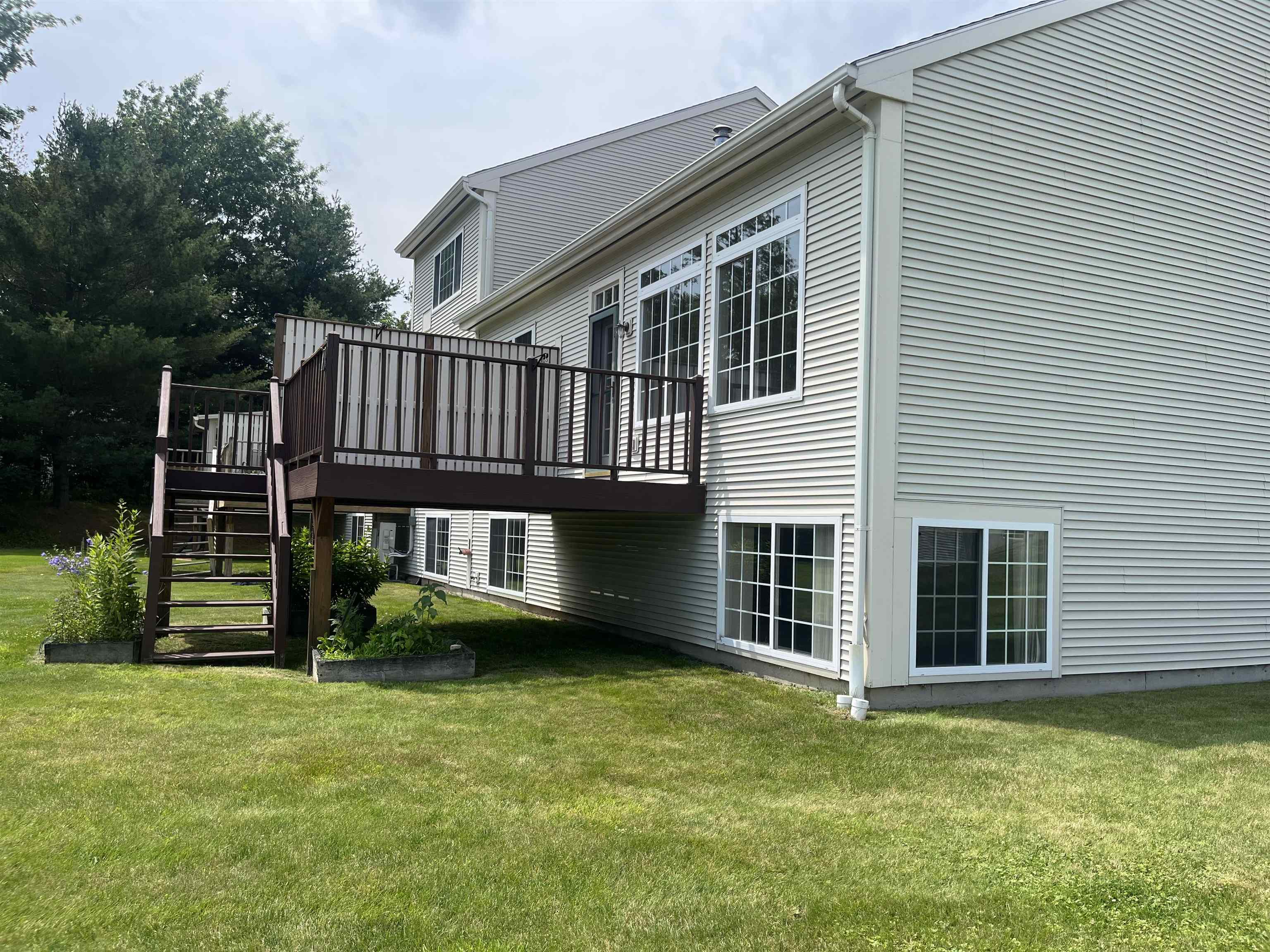 44 Fox Run Road Essex, VT 05452 - Photo 3 of 29 Gallery Image 3