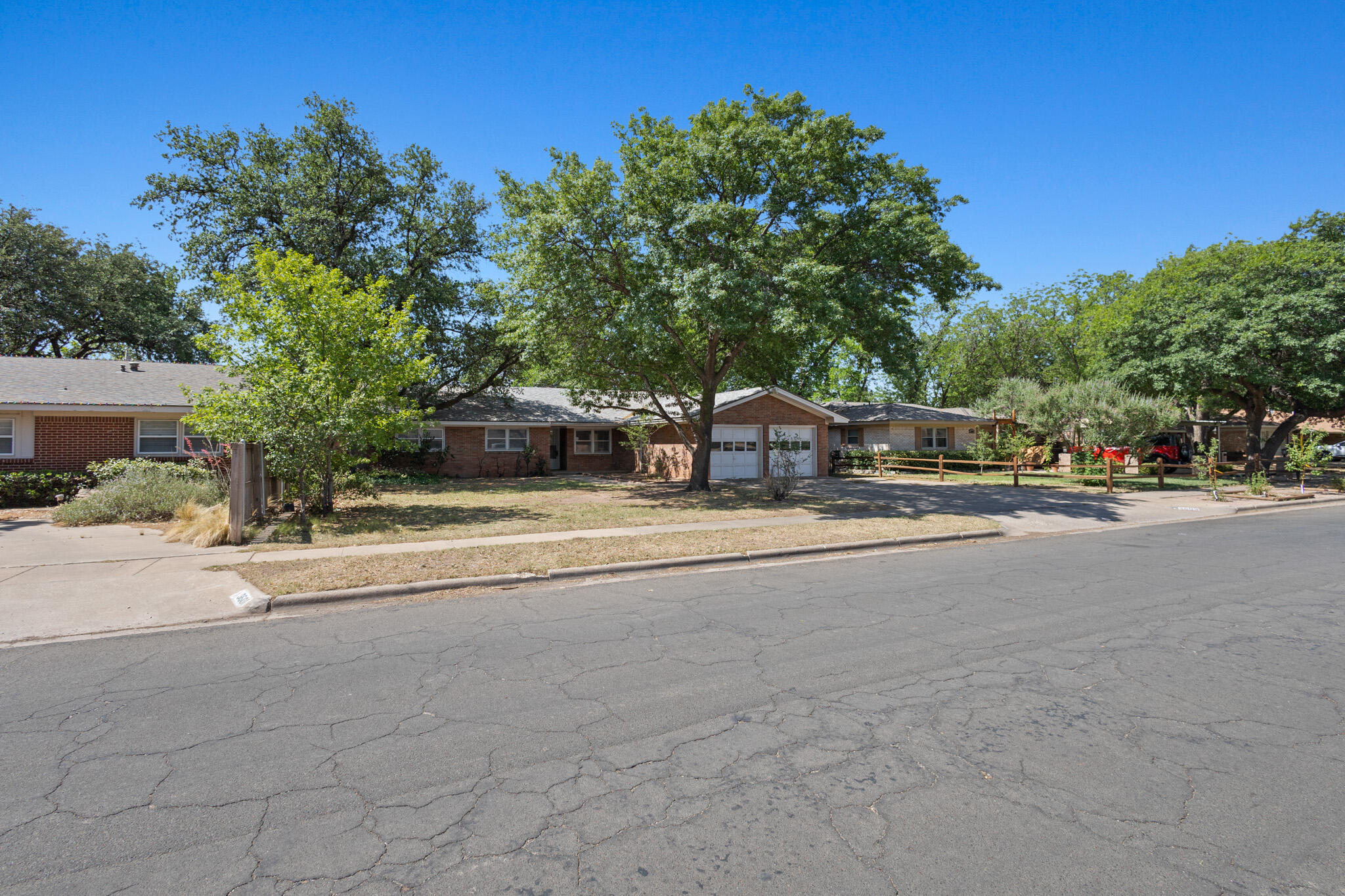 3603 54th Street Lubbock, TX 79413 - Photo 5 of 74 IMG_7769