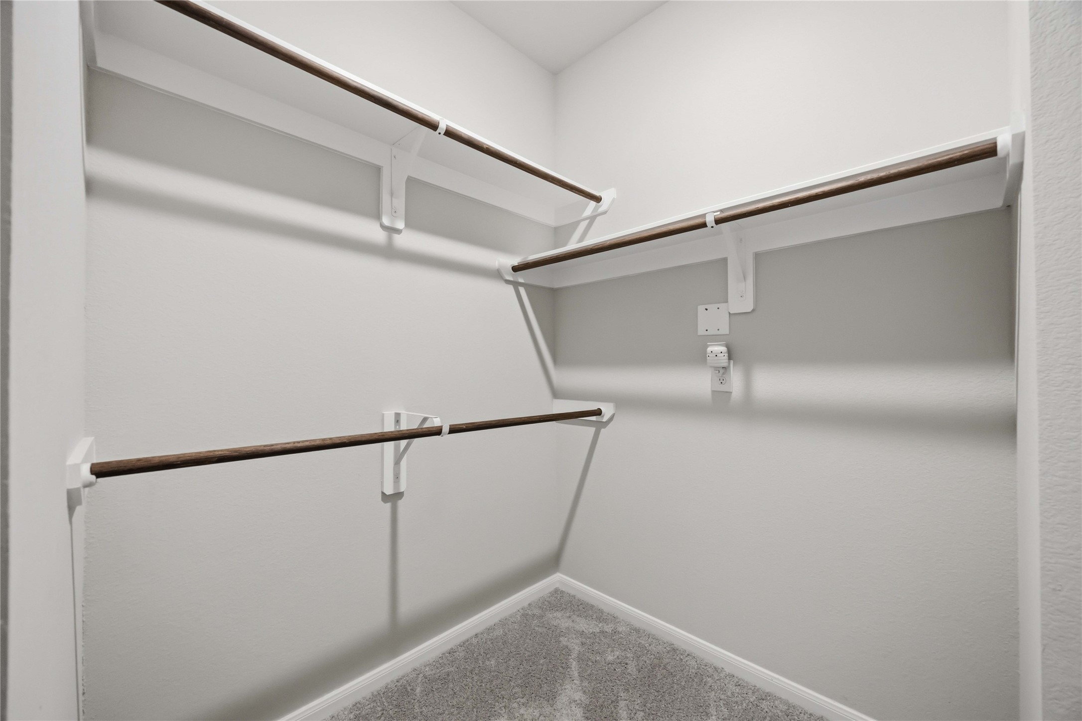 2808 Bisbee Road League City, TX 77573 - Photo 40 of 42 Primary Walk-In Closet