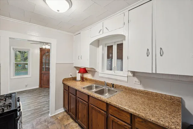 $99,900 | 413 7th Street, Michigan Center, MI 49254