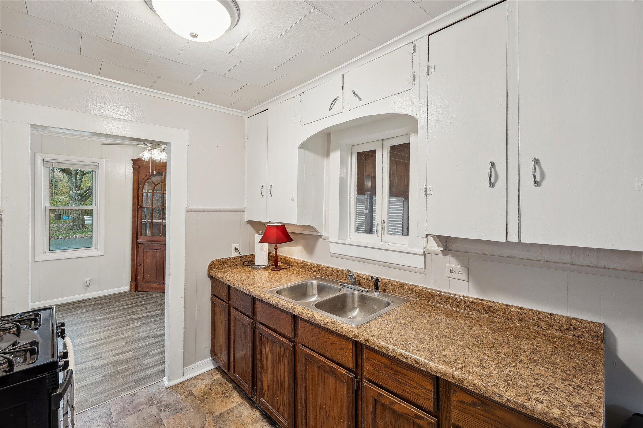 413 7th Street Michigan Center, MI 49254 - Photo 18 of 36 15-413-7th-St-Michigan-Center-MI-49254-W