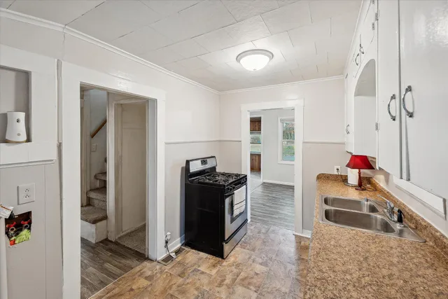 $99,900 | 413 7th Street, Michigan Center, MI 49254