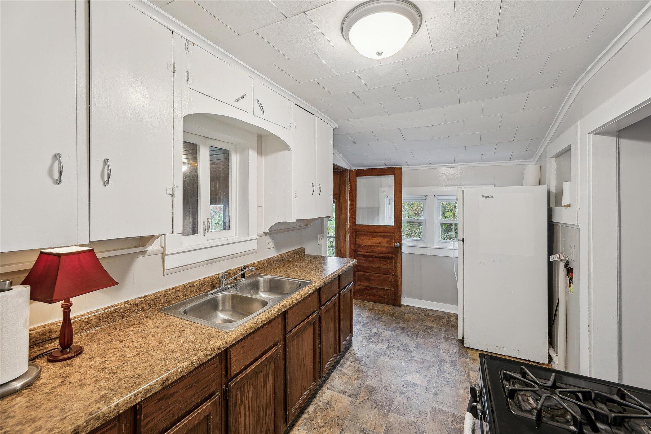 413 7th Street Michigan Center, MI 49254 - Photo 20 of 36 13-413-7th-St-Michigan-Center-MI-49254-W