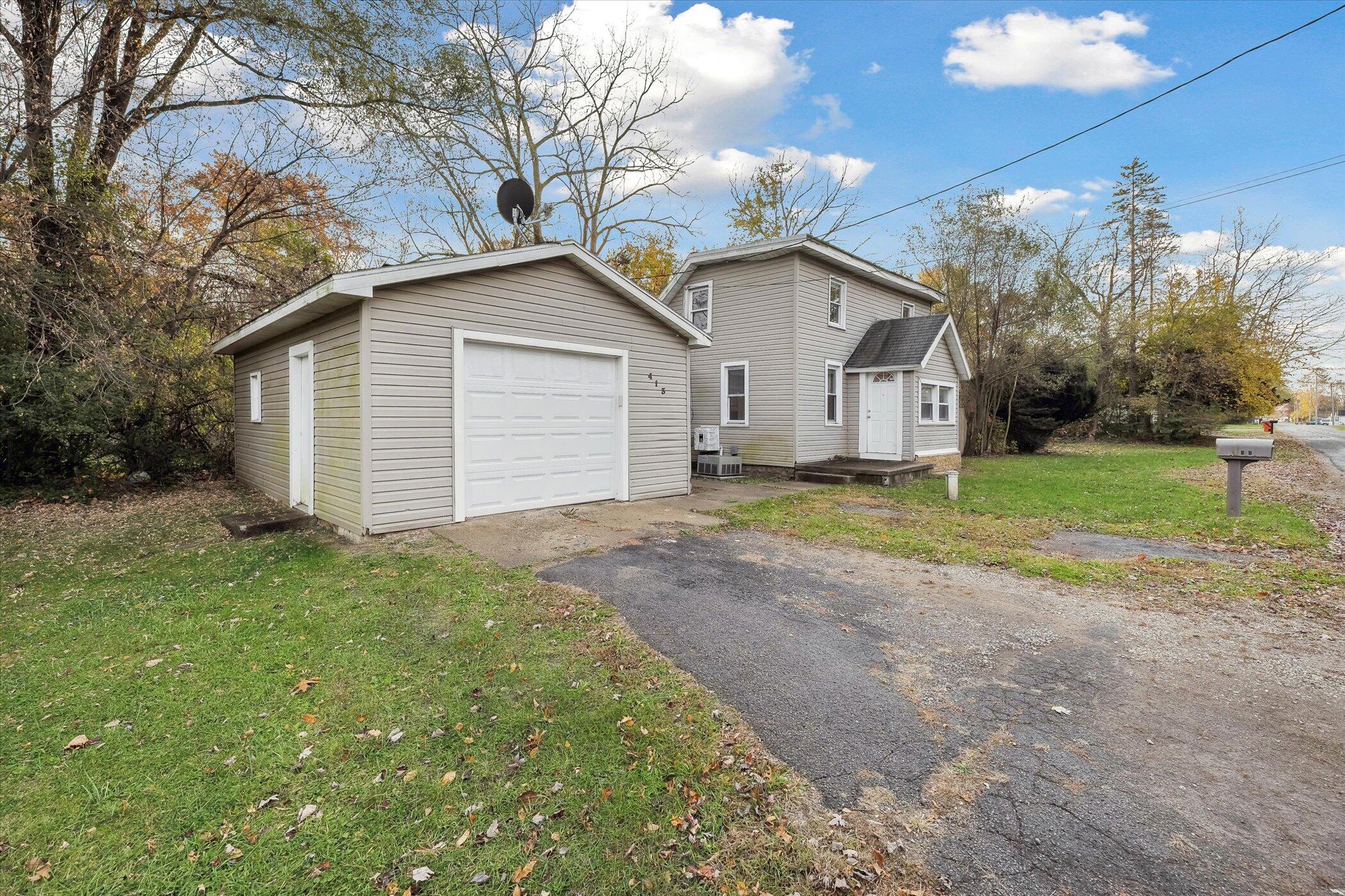 413 7th Street Michigan Center, MI 49254 - Photo 3 of 36 05-413-7th-St-Michigan-Center-MI-49254-W