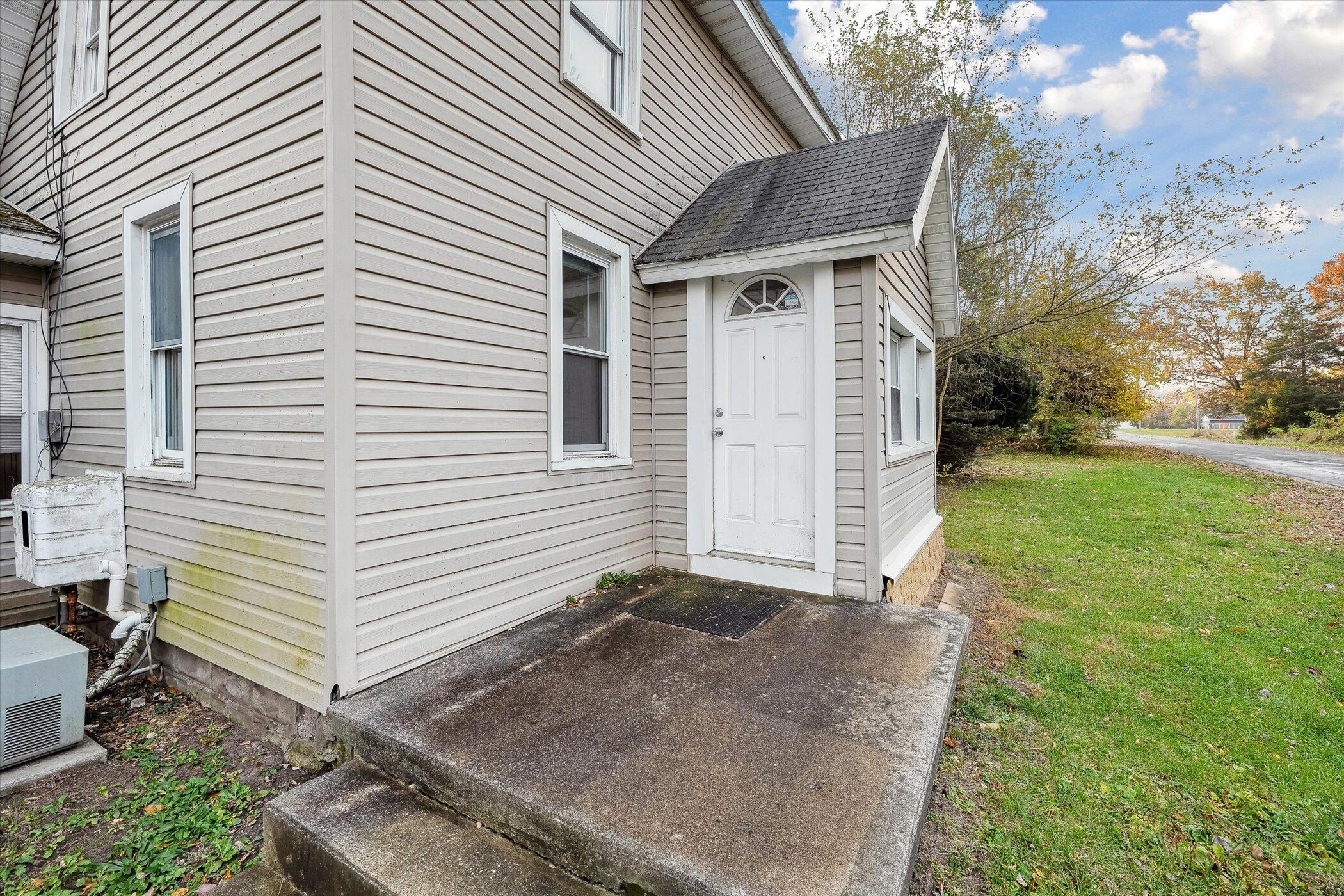 413 7th Street Michigan Center, MI 49254 - Photo 4 of 36 06-413-7th-St-Michigan-Center-MI-49254-W