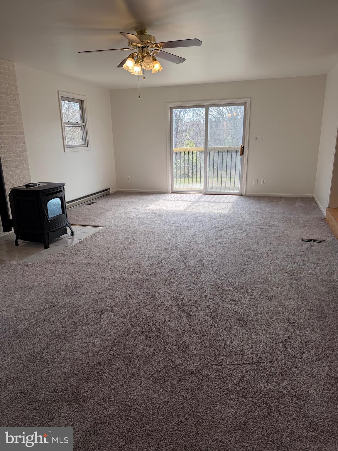 7285 Clyde Jones Road Owings, MD 20736 - Photo 14 of 37 Family Room