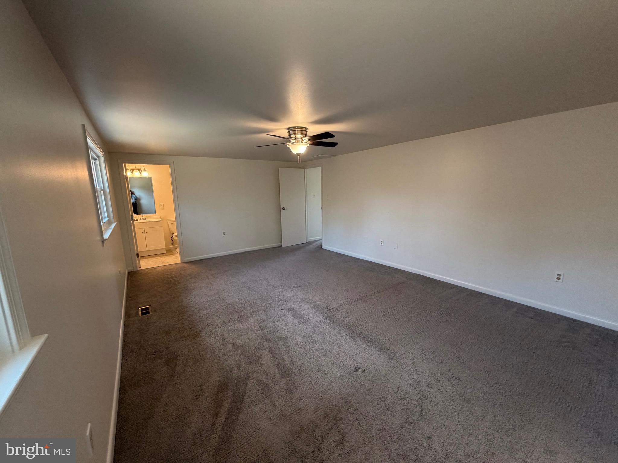 7285 Clyde Jones Road Owings, MD 20736 - Photo 24 of 37 Owners Suite