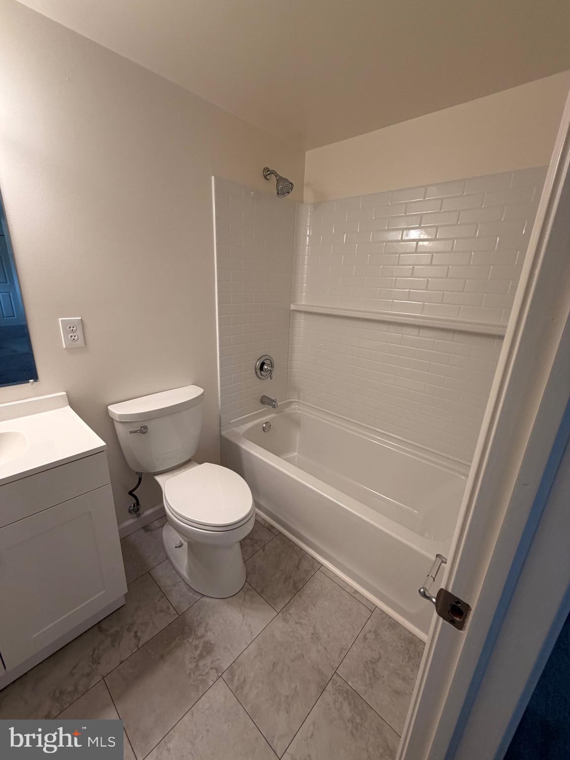 7285 Clyde Jones Road Owings, MD 20736 - Photo 29 of 37 Owners Bathroom