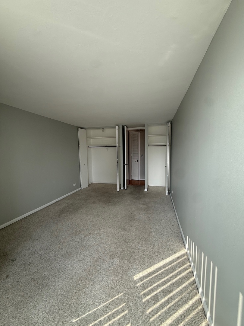 720 West Gordon Terrace, Unit 12A Chicago, IL 60613 - Photo 9 of 16 a view of empty room