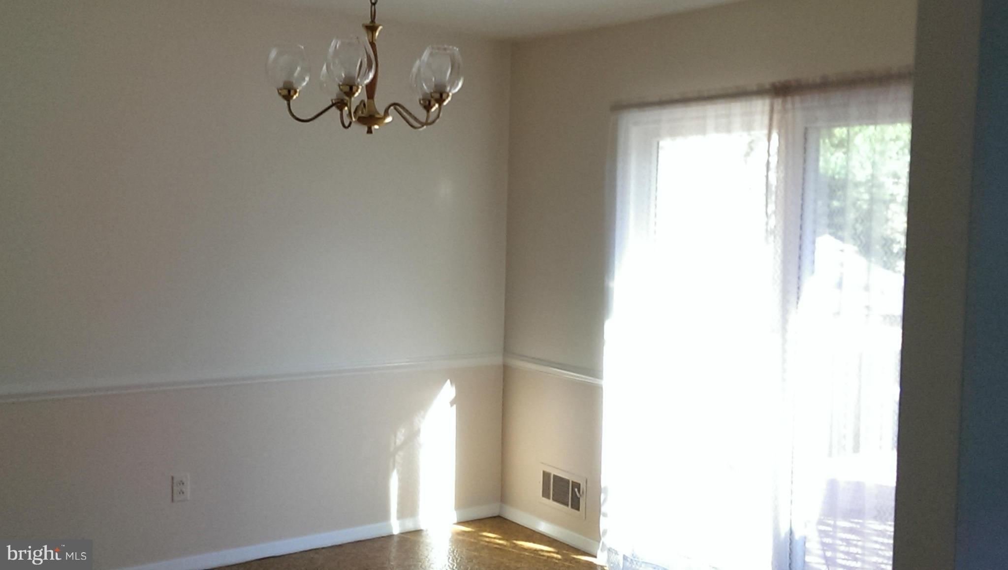 200 Walgrove Road Reisterstown, MD 21136 - Photo 3 of 25 Dining Room