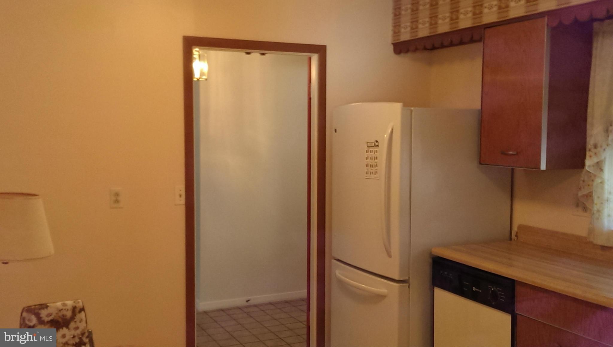 200 Walgrove Road Reisterstown, MD 21136 - Photo 5 of 25 Kitchen