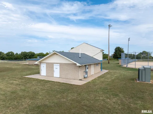 $499,900 | 973 Knox Road, Knoxville, IL 61448