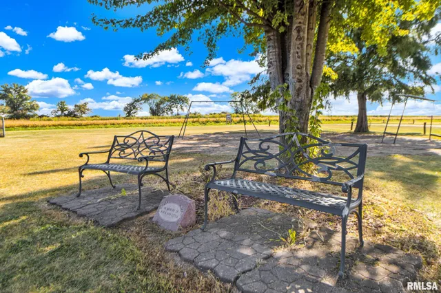 $499,900 | 973 Knox Road, Knoxville, IL 61448