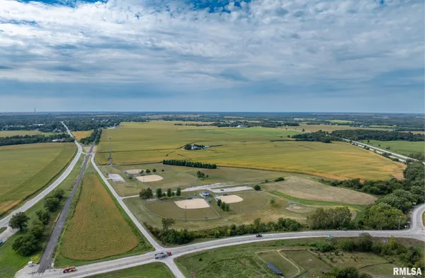 $449,900 | 973 Knox Road, Knoxville, IL 61448