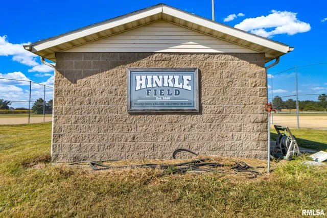 $499,900 | 973 Knox Road, Knoxville, IL 61448