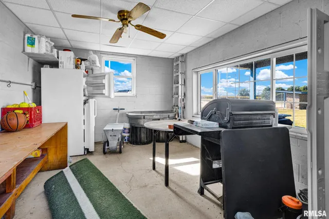 $499,900 | 973 Knox Road, Knoxville, IL 61448