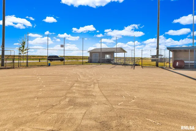 $499,900 | 973 Knox Road, Knoxville, IL 61448