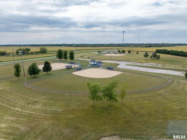 $449,900 | 973 Knox Road, Knoxville, IL 61448