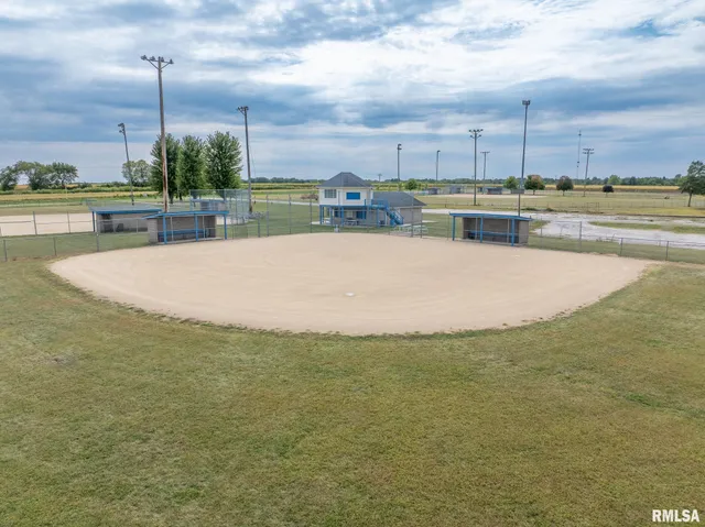 $499,900 | 973 Knox Road, Knoxville, IL 61448