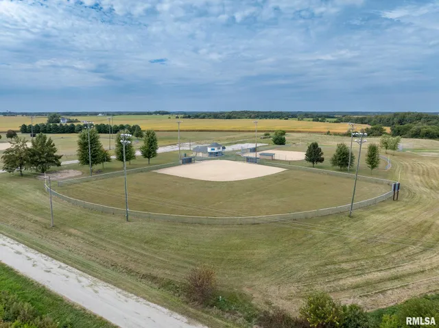 $499,900 | 973 Knox Road, Knoxville, IL 61448