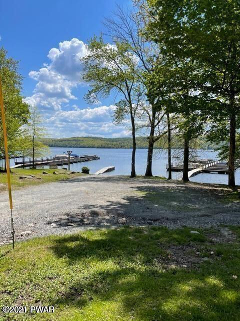 313 Mockingbird Court Bushkill, PA 18324 - Photo 4 of 9