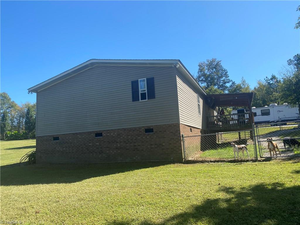 2653 Rob Cruthis Road Archdale, NC 27263 - Photo 6 of 43 Gallery Image 6
