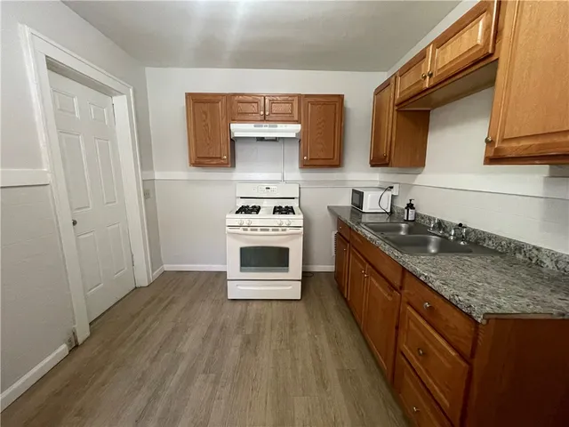 $185,000 | 42 Nye Park, Rochester, NY 14621