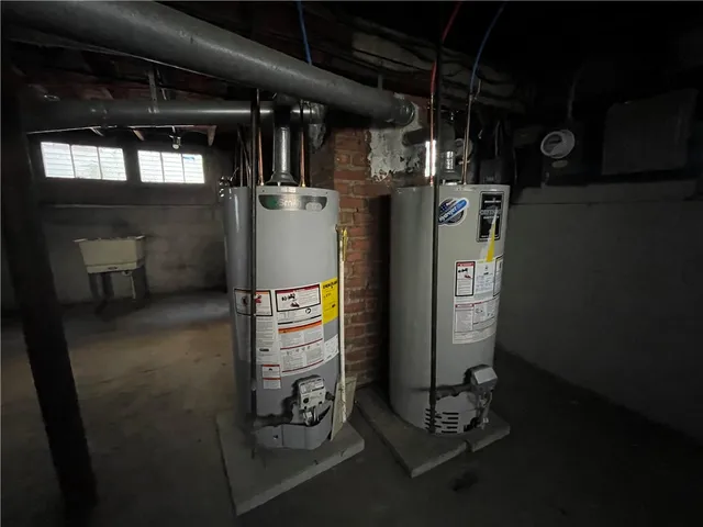 $185,000 | 42 Nye Park, Rochester, NY 14621