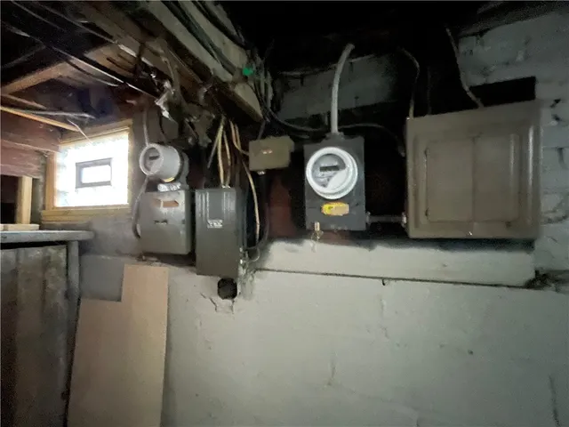 $185,000 | 42 Nye Park, Rochester, NY 14621