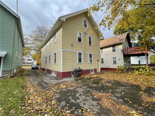 $185,000 | 42 Nye Park, Rochester, NY 14621
