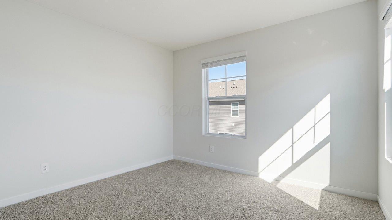 6350 Ripken Street Columbus, OH 43228 - Photo 28 of 57 _0018_027