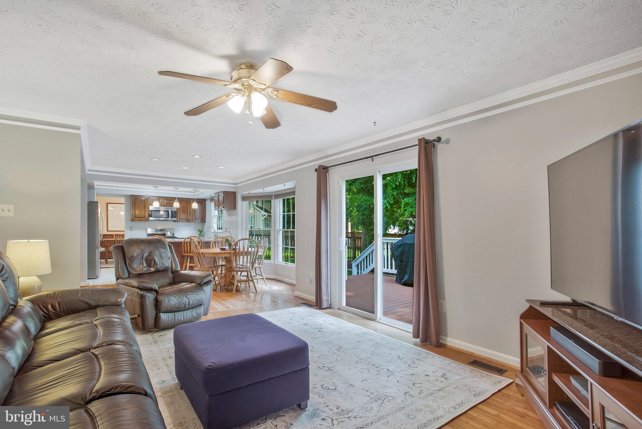 1677 Wickham Way Crofton, MD 21114 - Photo 11 of 54