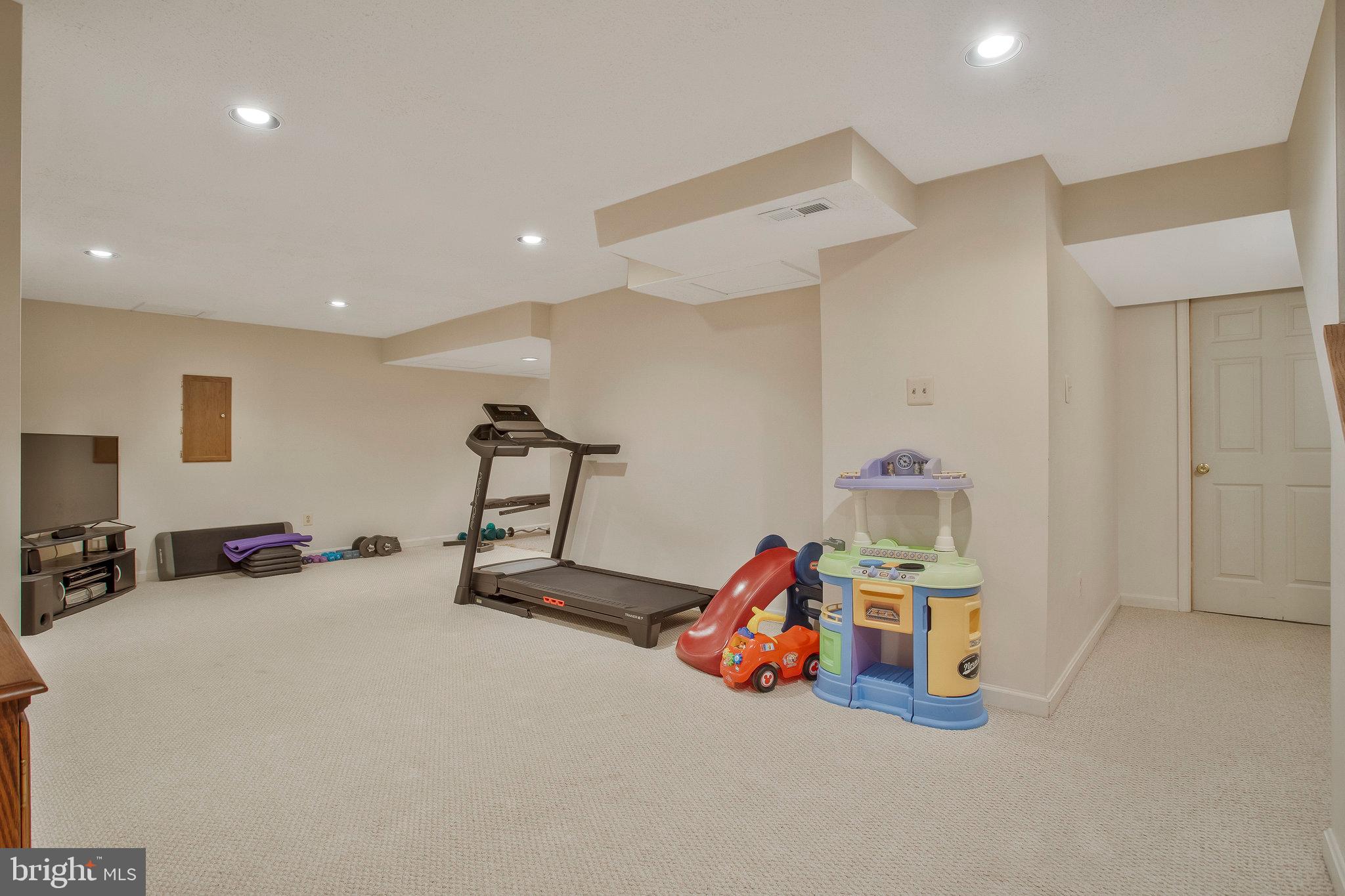 1677 Wickham Way Crofton, MD 21114 - Photo 37 of 54