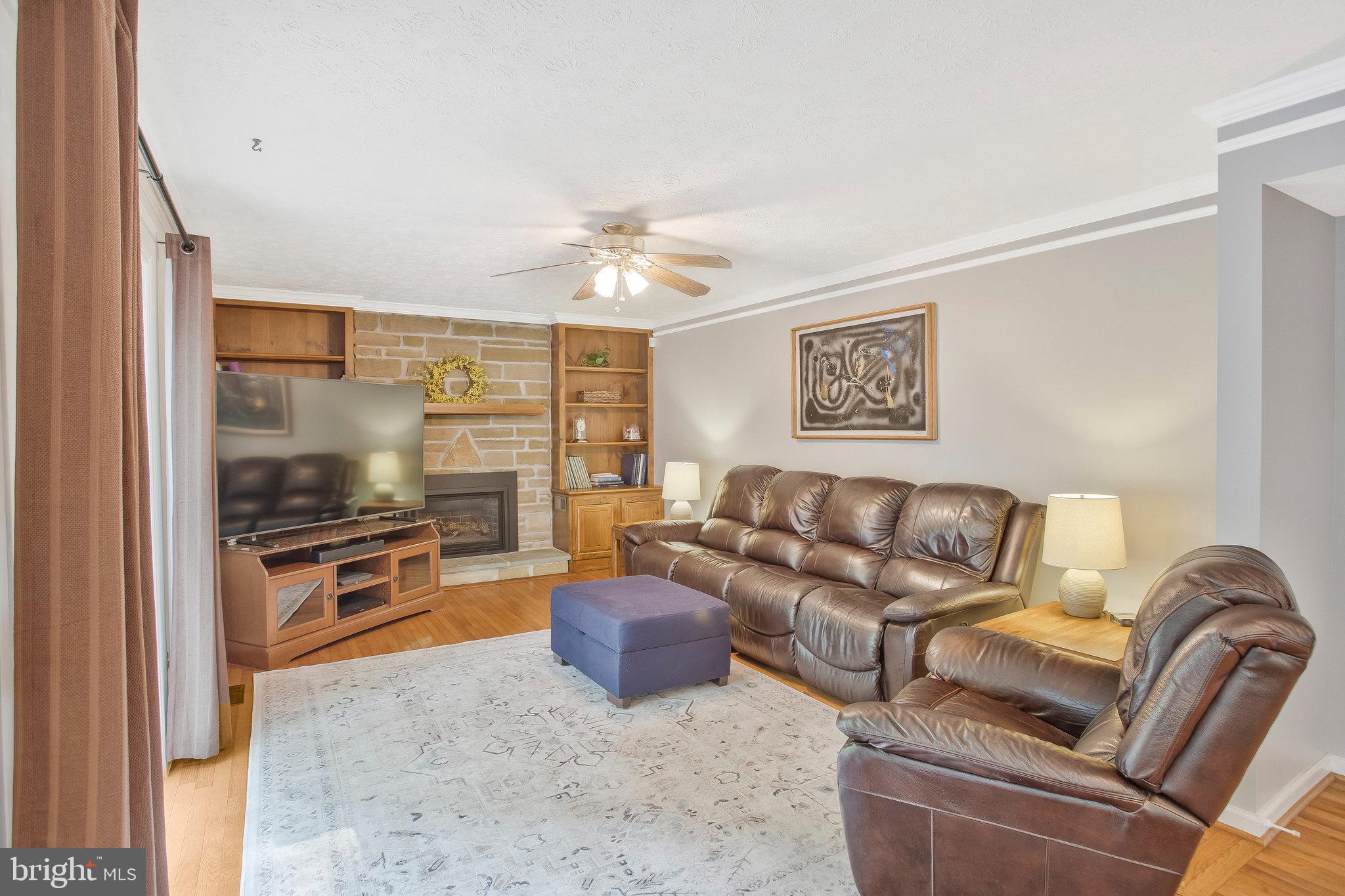 1677 Wickham Way Crofton, MD 21114 - Photo 9 of 54