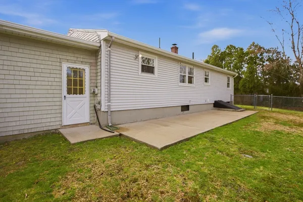 $420,000 | 53 Butternut Road, Somerset, MA 02726