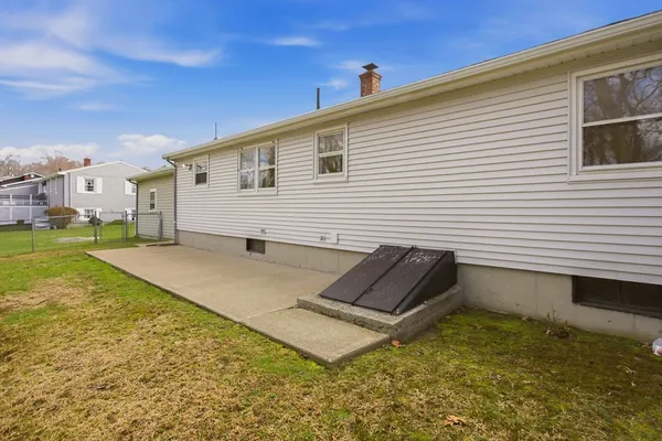 $420,000 | 53 Butternut Road, Somerset, MA 02726