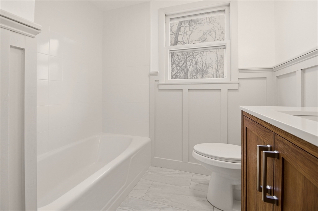 53 Butternut Road Somerset, MA 02726 - Photo 10 of 41