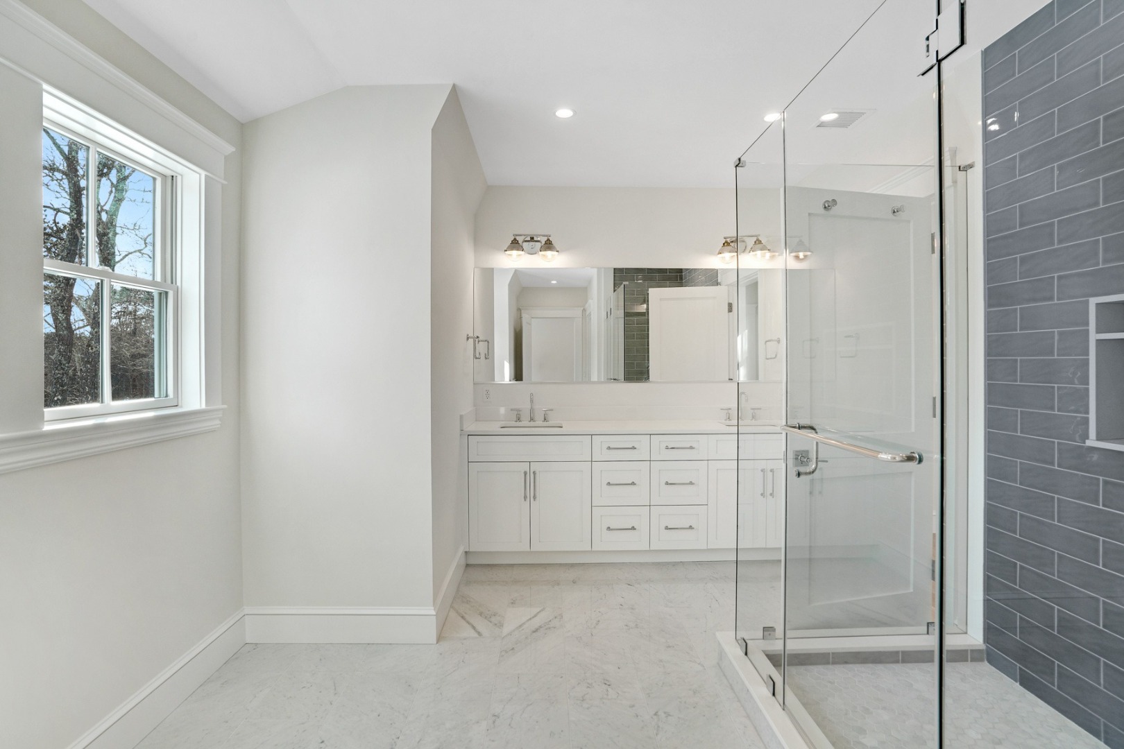 9 Martha's Way Edgartown, MA 02539 - Photo 32 of 41 a bathroom with a shower