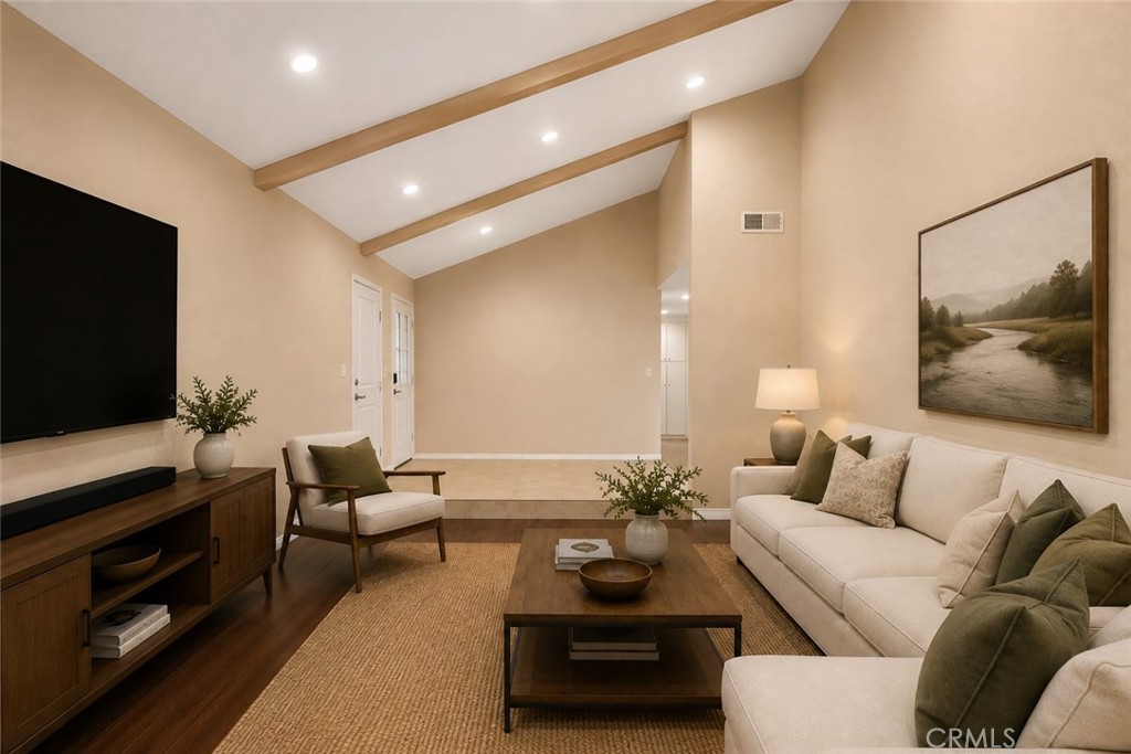 2391 Timberlane Circle Simi Valley, CA 93063 - Photo 3 of 23 Gallery Image 3
