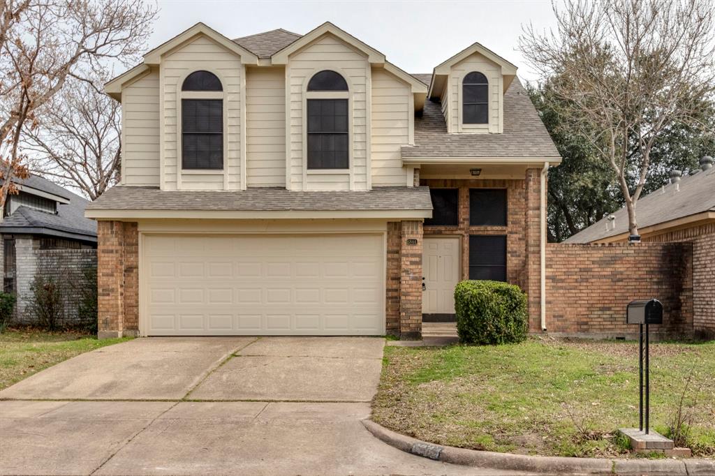 6844 Driffield Cir East  