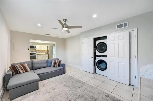 a view of living room washer and dryer