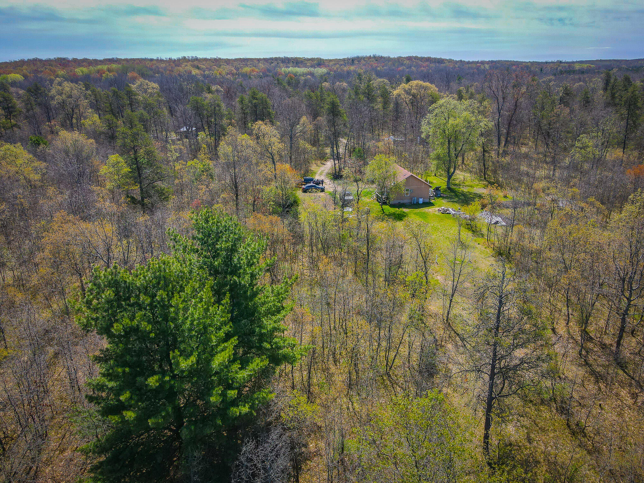 10109 Yates Trail Reed City, MI 49677 - Photo 11 of 38 dji_fly_20240506_114210_858_171501018395