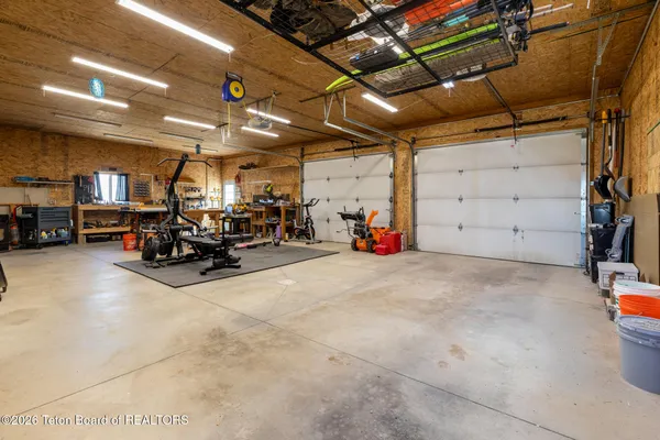 $395,000 | 2 Cheyenne Trail, Pinedale, WY 82941