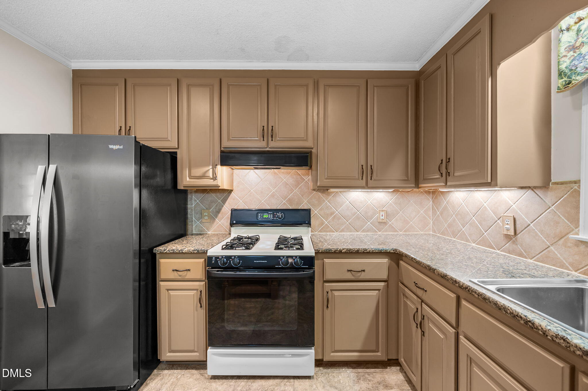 228 Hunters Ridge Road Henderson, NC 27537 - Photo 18 of 46