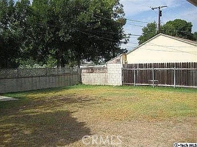 11532 Wildflower Road Arcadia, CA 91006 - Photo 4 of 5