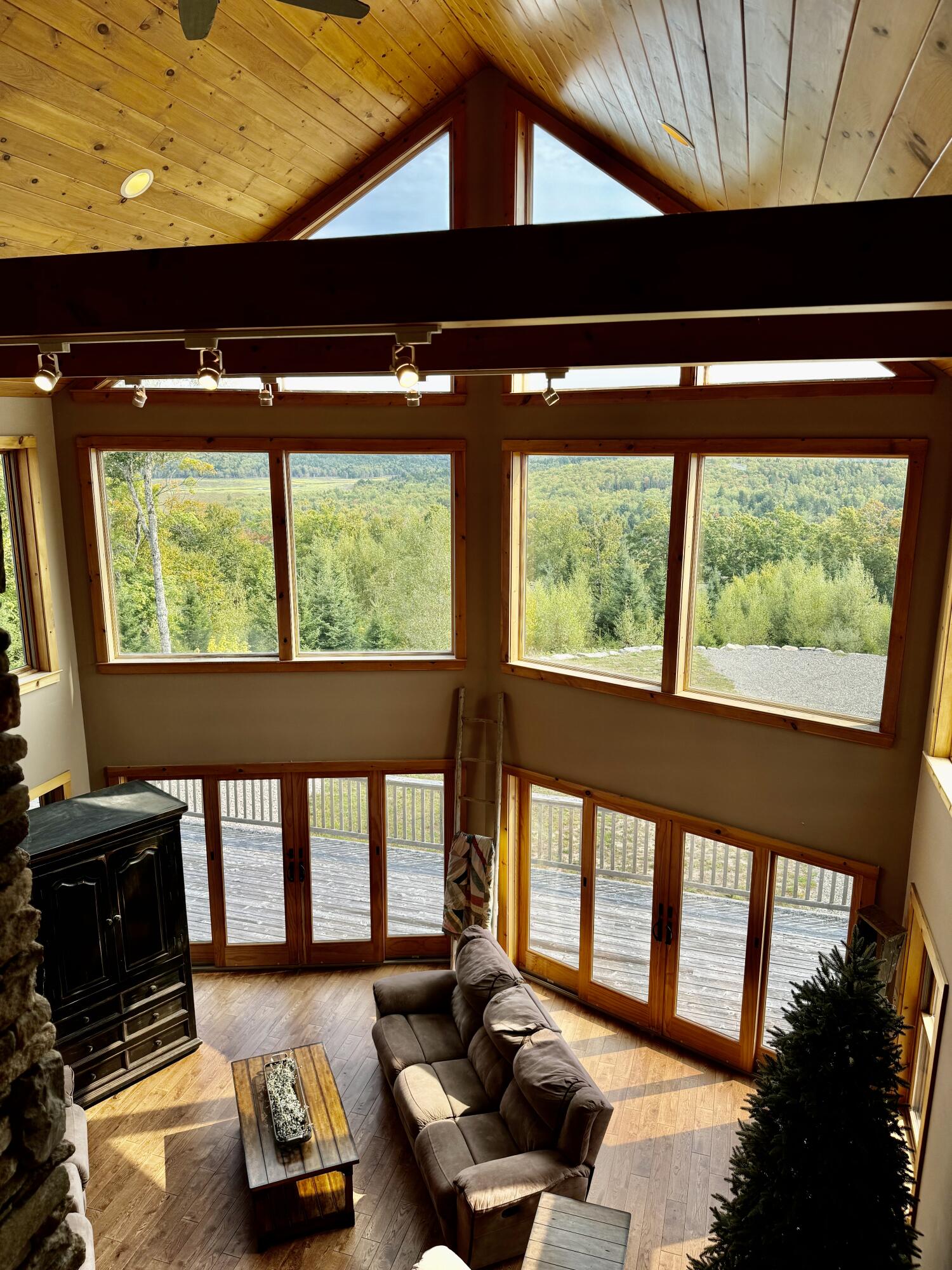 382 Ridge Road Marshfield, ME 04654 - Photo 21 of 59 Living Room