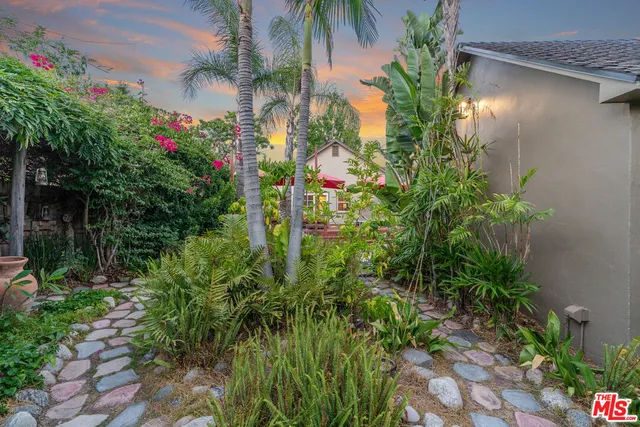 $1,695,000 | 1003 South Los Robles Avenue, Pasadena, CA 91106