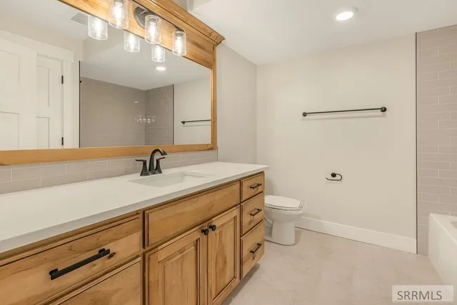 $770,000 | 5715 Long Cove Drive, Idaho Falls, ID 83404