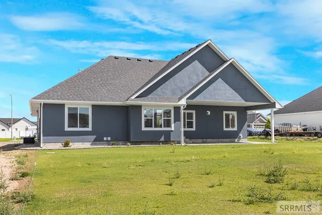 $770,000 | 5715 Long Cove Drive, Idaho Falls, ID 83404