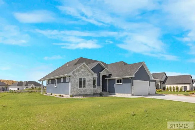 $770,000 | 5715 Long Cove Drive, Idaho Falls, ID 83404